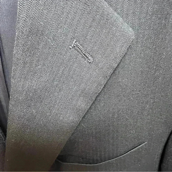 Stafford Suit Coat Jacket, Dark Blue, Size 42R, 100% Wool, Button Closure - Picture 4 of 10